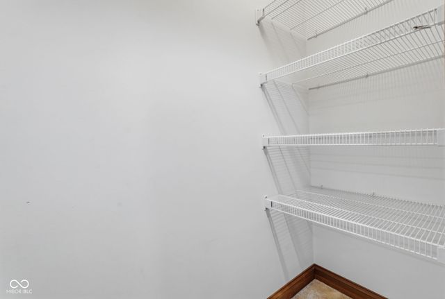 7215 Lockford Walk N, Avon, IN 46123