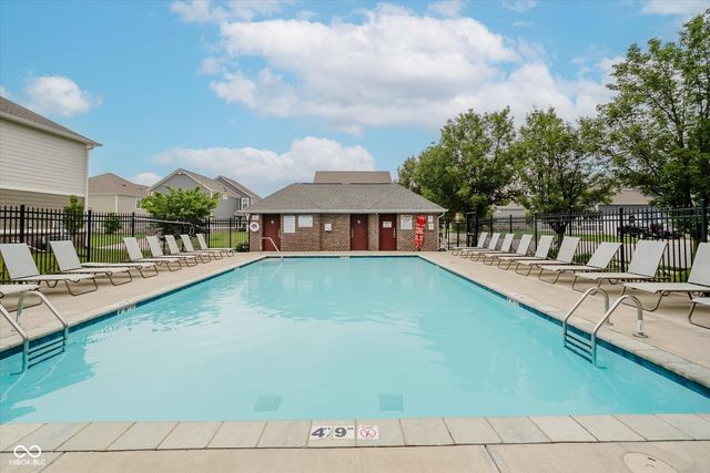 7215 Lockford Walk N, Avon, IN 46123