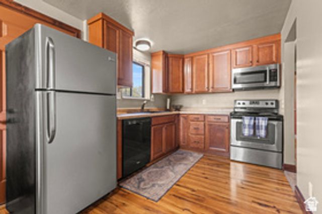 1146 E HARROP, Ogden, UT 84403
