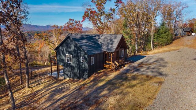 456 Back Pine Way, Ellijay, GA 30536