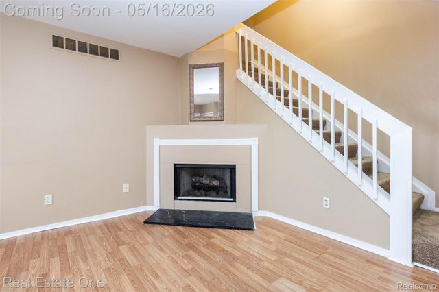 1891 Vine Way Drive 33, Canton Charter Township, MI 48188