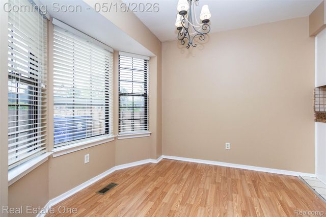 1891 Vine Way Drive 33, Canton Charter Township, MI 48188