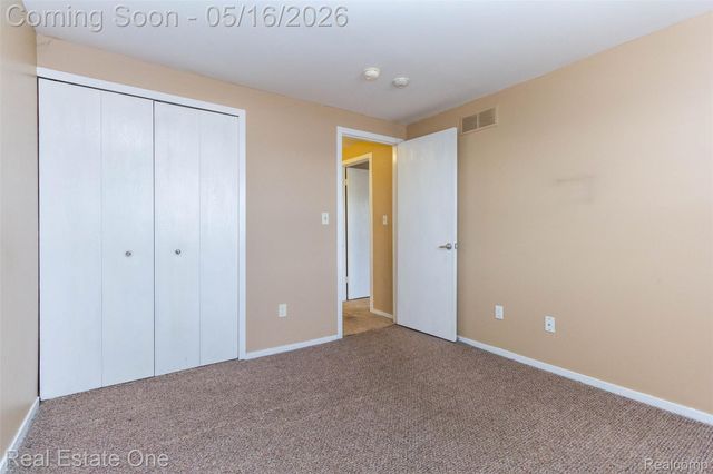 1891 Vine Way Drive 33, Canton Charter Township, MI 48188