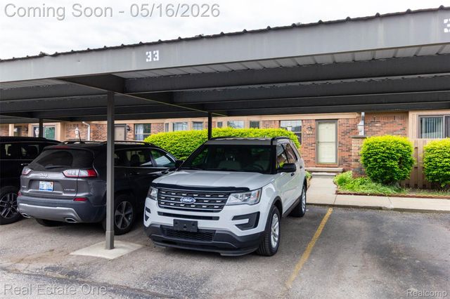 1891 Vine Way Drive 33, Canton Charter Township, MI 48188