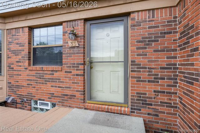 1891 Vine Way Drive 33, Canton Charter Township, MI 48188