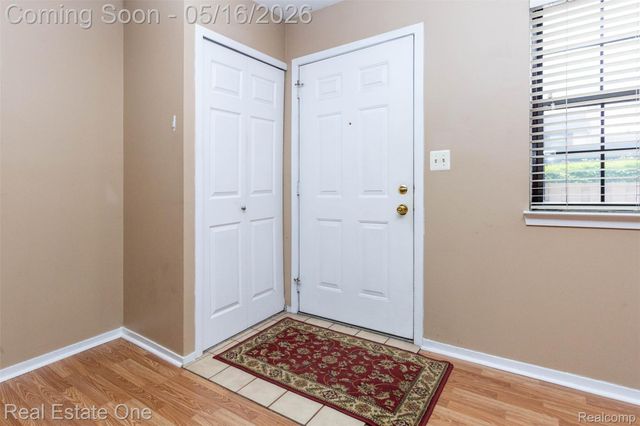 1891 Vine Way Drive 33, Canton Charter Township, MI 48188