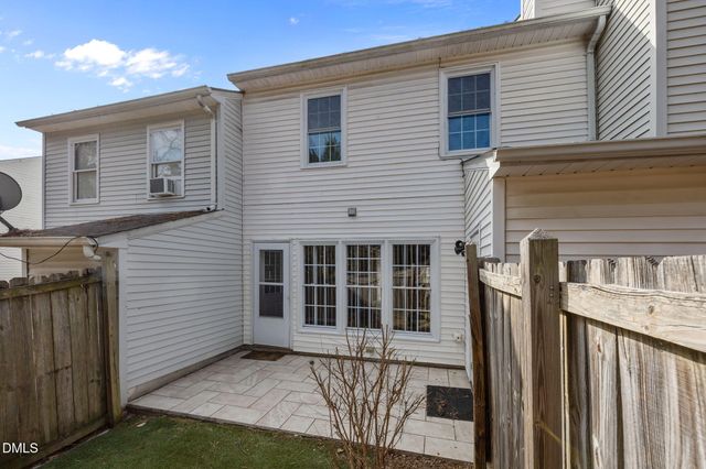 7 Durbin Place, Durham, NC 27705