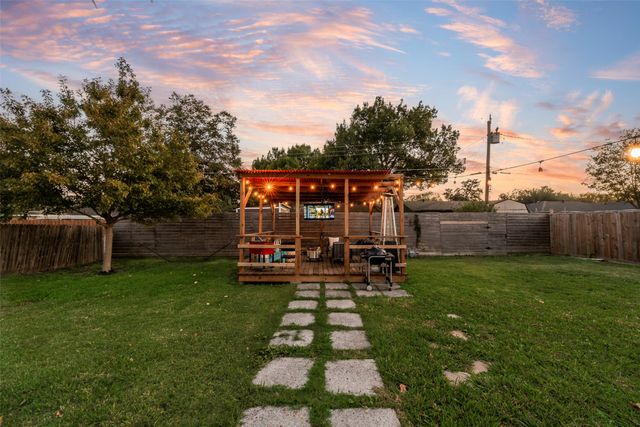 1310 Bardfield Avenue, Garland, TX 75041