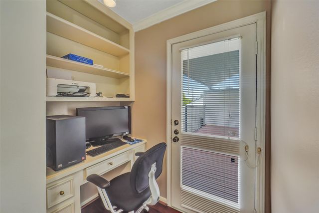 11422 Riverview Drive, Houston, TX 77077