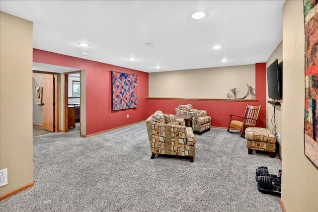 5 Banner Circle, Madison, WI 53718