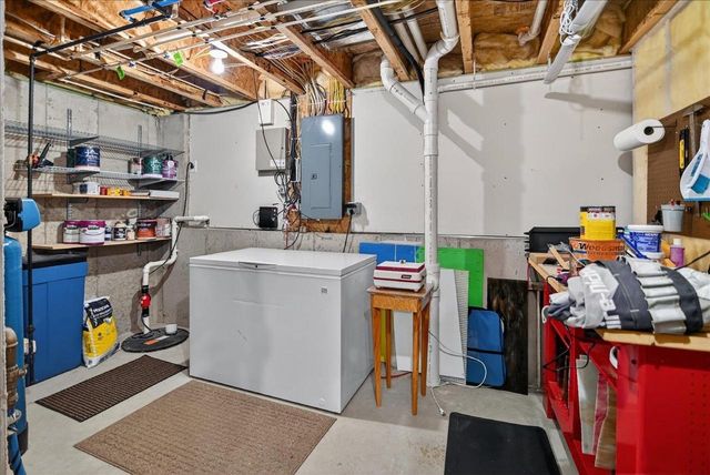 5 Banner Circle, Madison, WI 53718