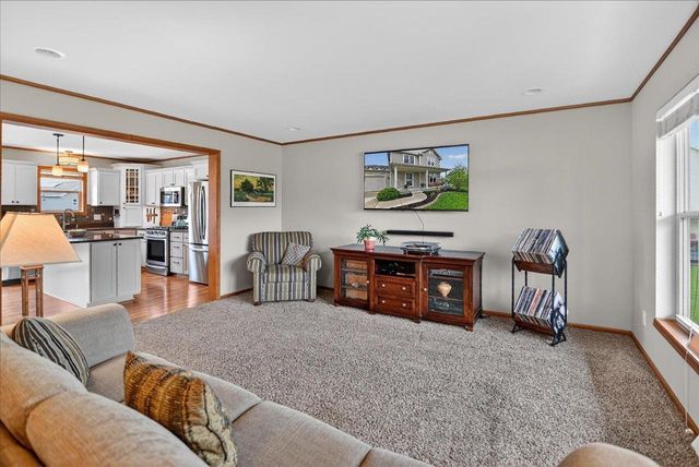5 Banner Circle, Madison, WI 53718