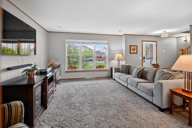 5 Banner Circle, Madison, WI 53718