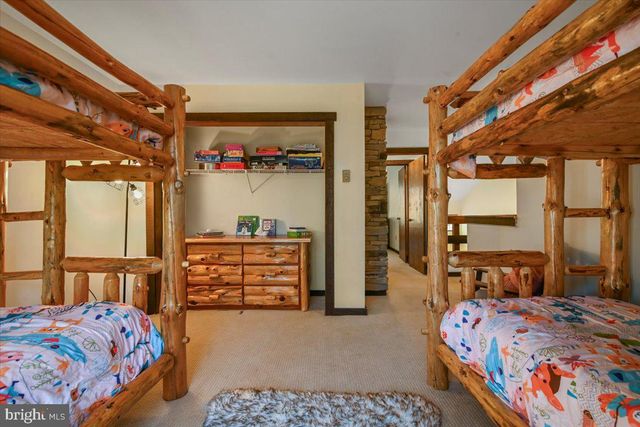 35 FALCON RUN, Lake Harmony, PA 18624