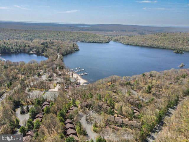 35 FALCON RUN, Lake Harmony, PA 18624
