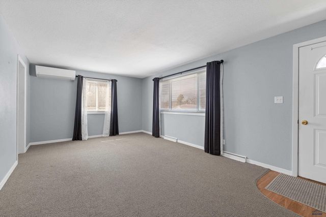 1136 NORTHEAST DR, Rapid City, SD 57701