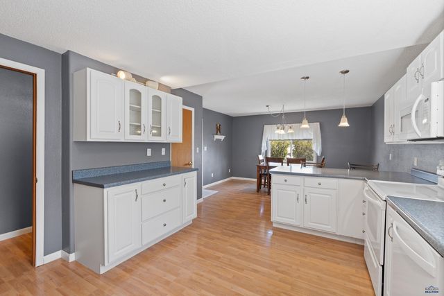 1136 NORTHEAST DR, Rapid City, SD 57701