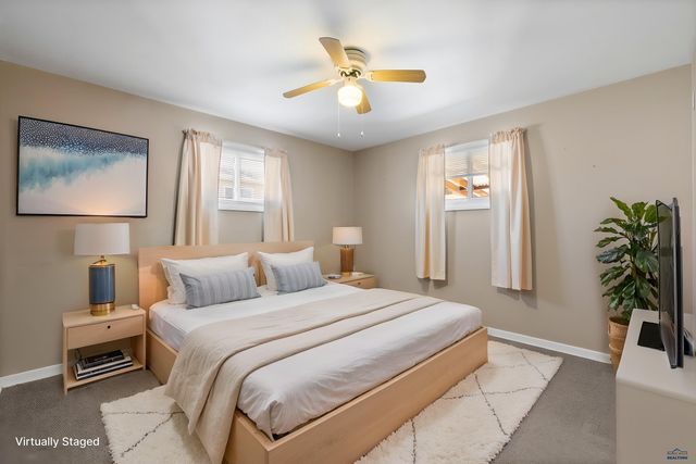 1136 NORTHEAST DR, Rapid City, SD 57701