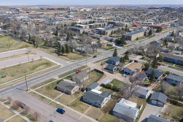 1136 NORTHEAST DR, Rapid City, SD 57701