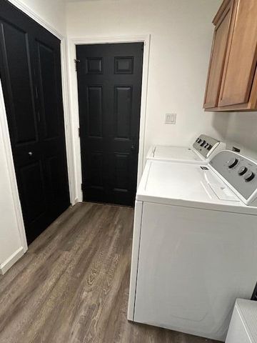 6878 Marsh View Street, Merrillville, IN 46410