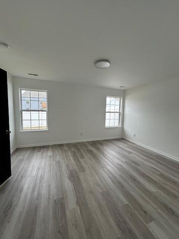 6878 Marsh View Street, Merrillville, IN 46410