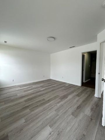 6878 Marsh View Street, Merrillville, IN 46410