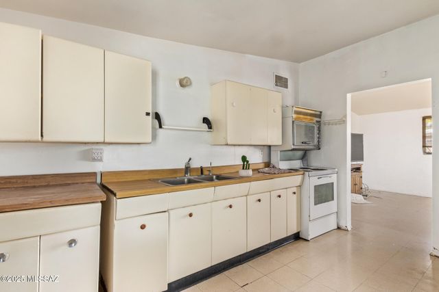 316 S Avenue B, San Manuel, AZ 85631