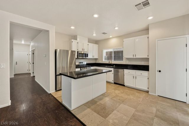 824 Percy Arms Street, Las Vegas, NV 89138