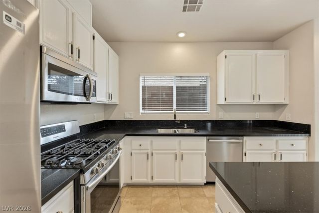 824 Percy Arms Street, Las Vegas, NV 89138