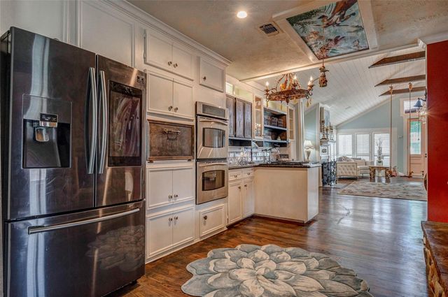 146 2nd Street, Sugar Land, TX 77498