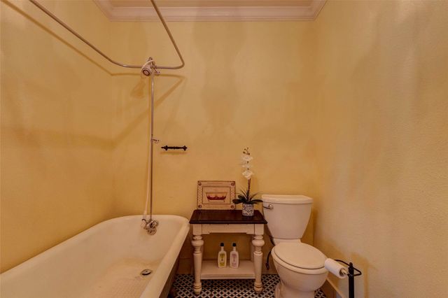 146 2nd Street, Sugar Land, TX 77498