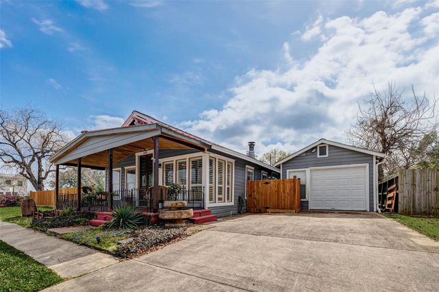 146 2nd Street, Sugar Land, TX 77498