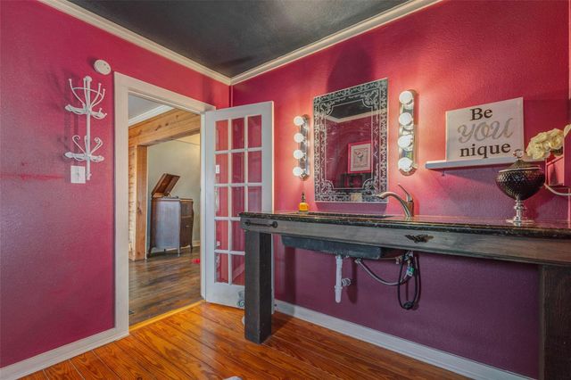 146 2nd Street, Sugar Land, TX 77498