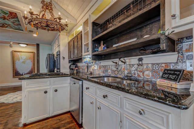 146 2nd Street, Sugar Land, TX 77498