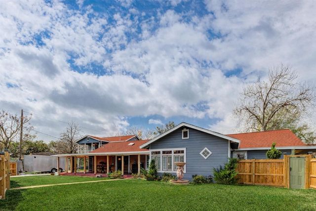 146 2nd Street, Sugar Land, TX 77498