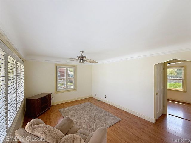 1757 Riverbank Street, Lincoln Park, MI 48146
