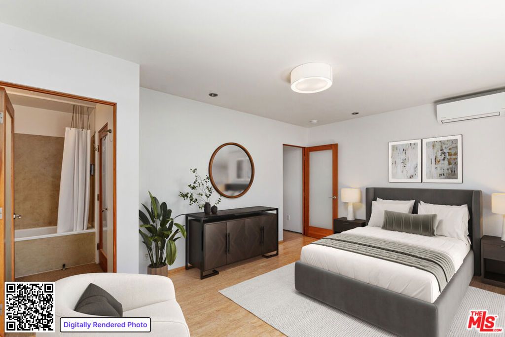 Image 17 of property listing at 621 San Juan Avenue A, Venice, CA 90291