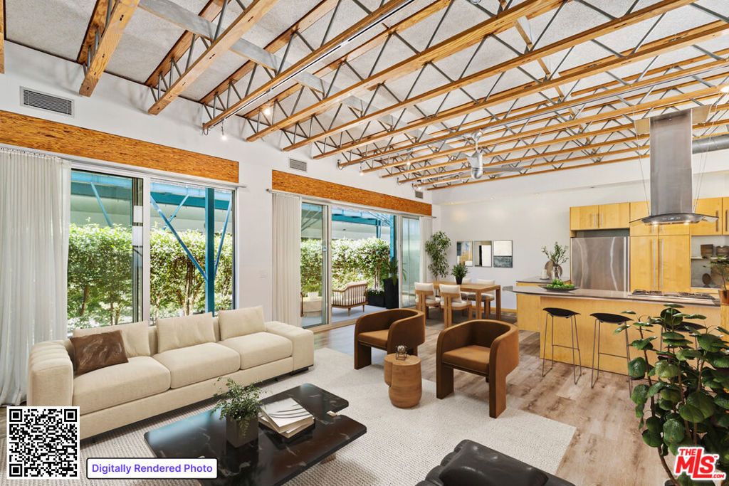 Image 4 of property listing at 621 San Juan Avenue A, Venice, CA 90291