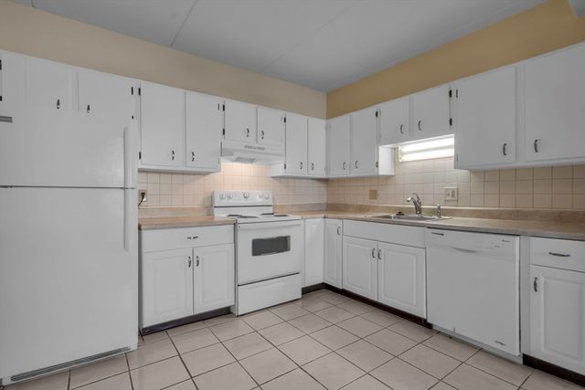 80 N Warren St 30, Woburn, MA 01801