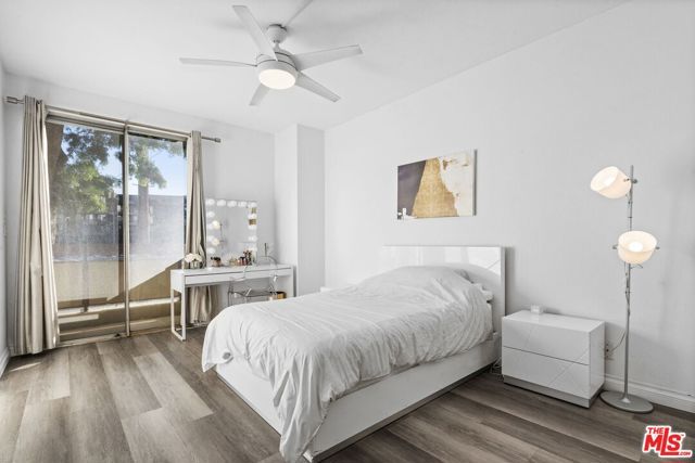 321 S San Vicente Boulevard 101, Los Angeles, CA 90048