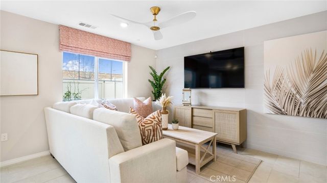 7060 Olive Grove Street, Highgrove, CA 92507