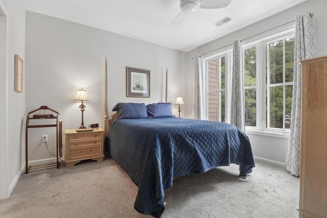 260 Seven Farms Unit 202, Charleston, SC 29492