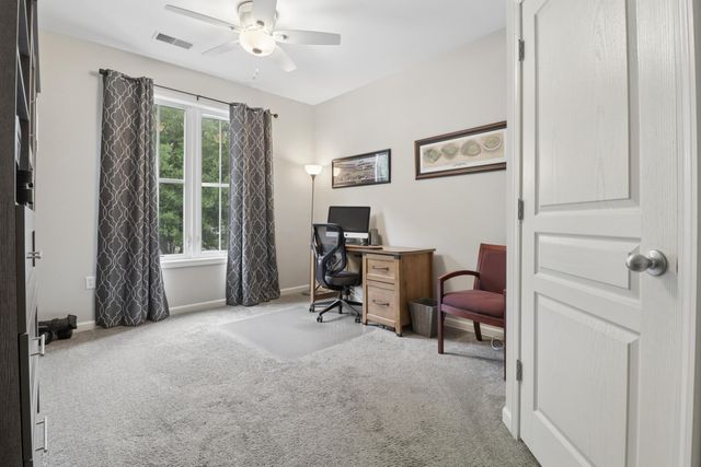 260 Seven Farms Unit 202, Charleston, SC 29492