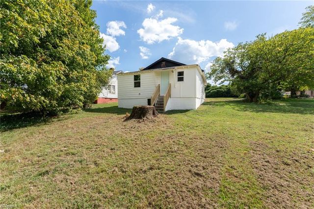 821 Moravia Street, Winston-salem, NC 27107