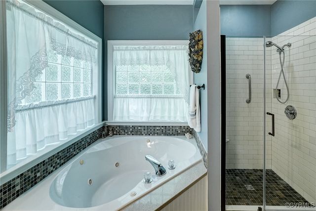423 Elm Creek Dr, Manakin Sabot, VA 23103