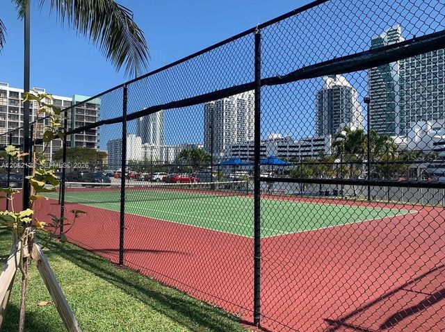 200 Leslie Dr 629, Hallandale Beach, FL 33009
