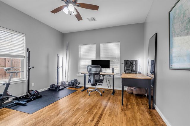 713 Mcintosh Street, Houston, TX 77009