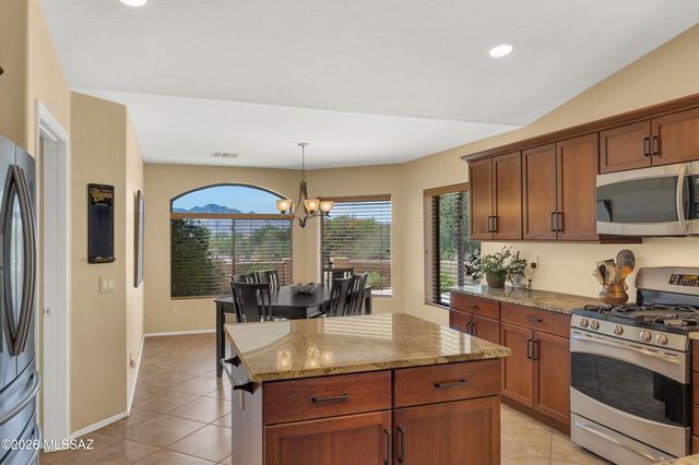 66018 E Stoney Ridge Drive, Tucson, AZ 85739