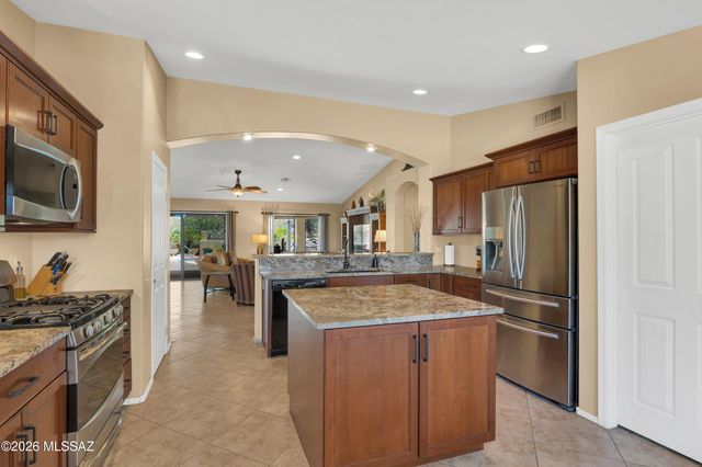 66018 E Stoney Ridge Drive, Tucson, AZ 85739