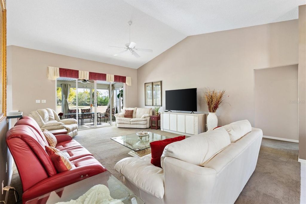 Image 11 of property listing at 3909 RIVER CREST CIRCLE, Leesburg, FL 34748